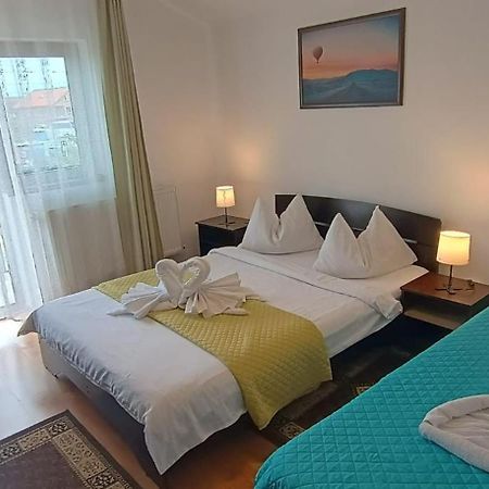 Charter Apartments Costea سيبيو المظهر الخارجي الصورة