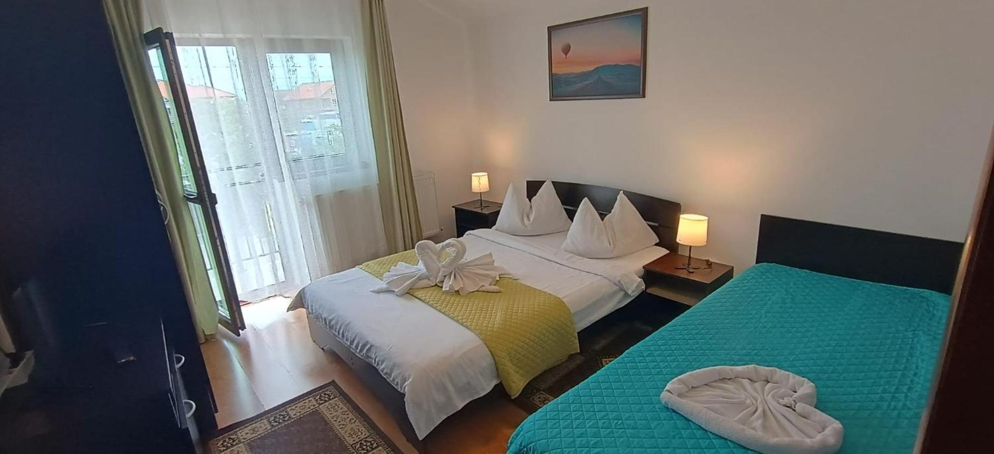 Charter Apartments Costea سيبيو المظهر الخارجي الصورة